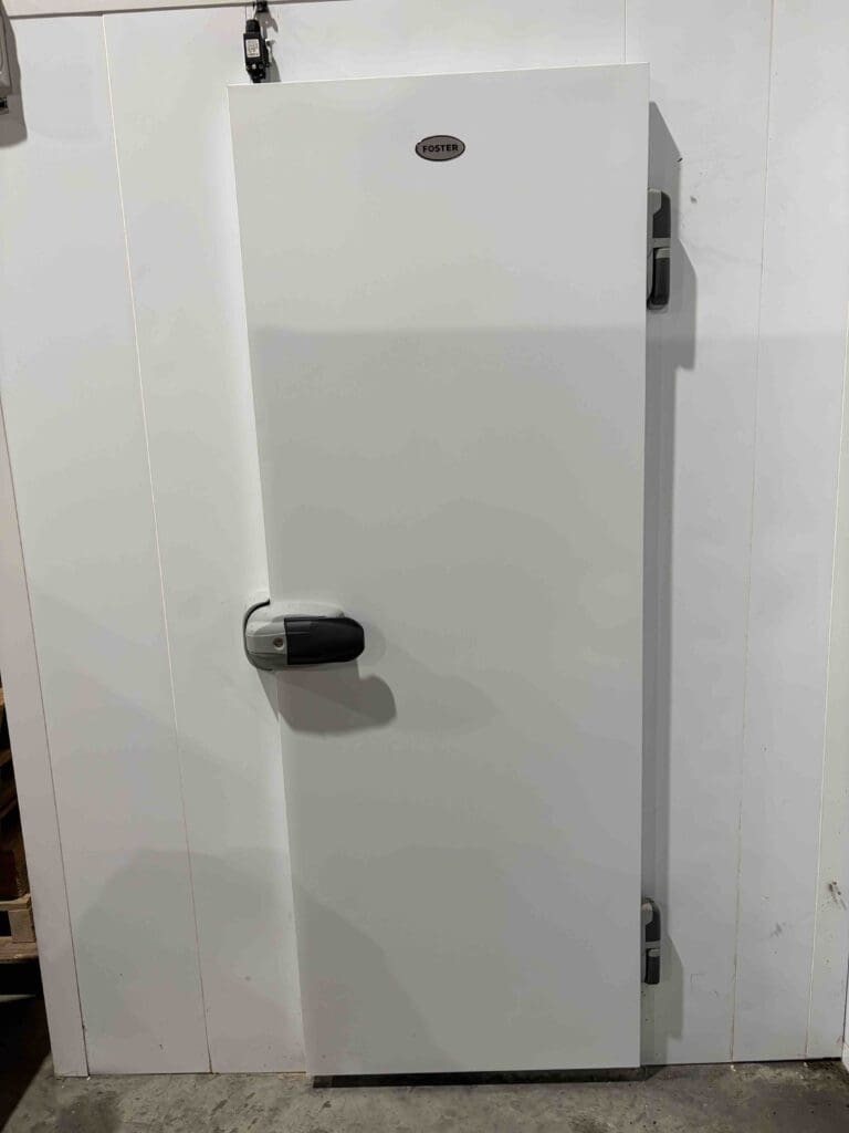 Walk in frig 03 768x1024